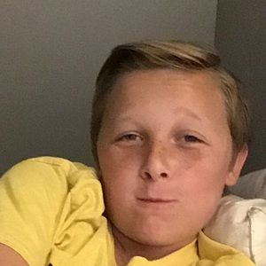 Meet your Posher, Codycody